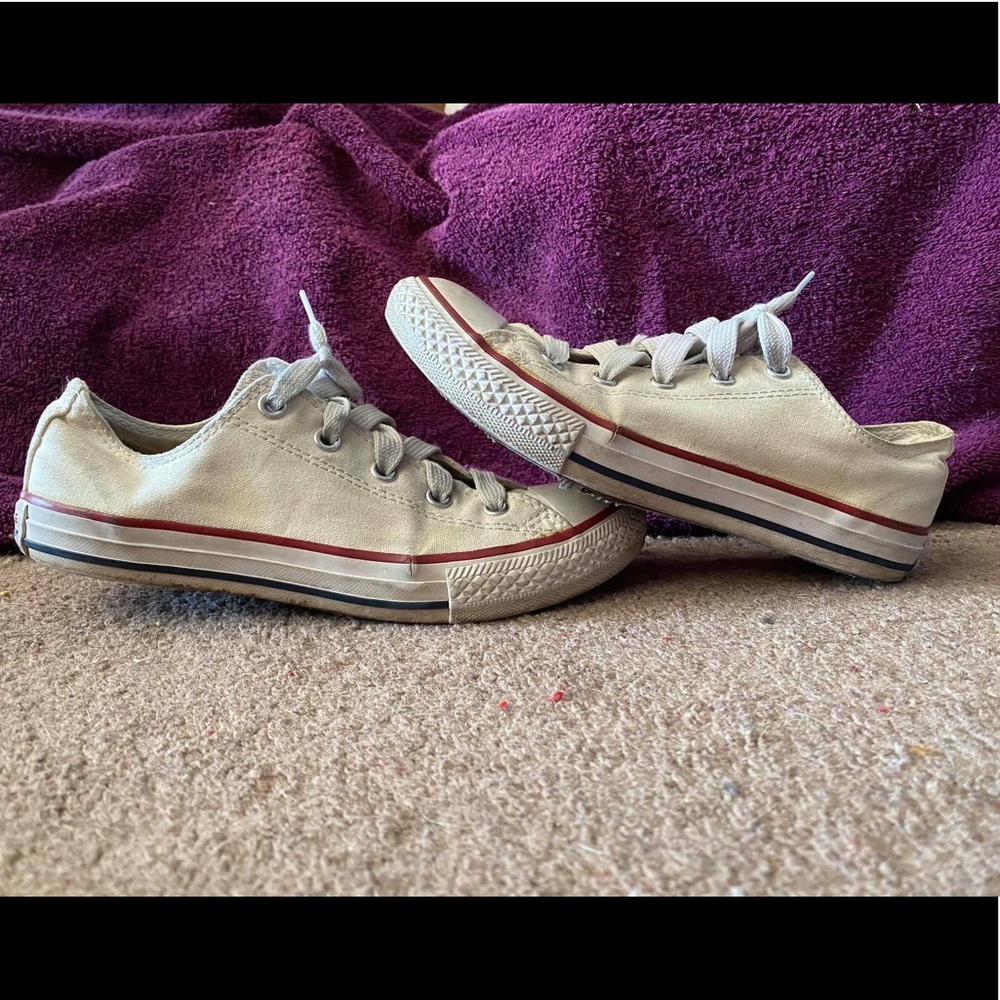White converse